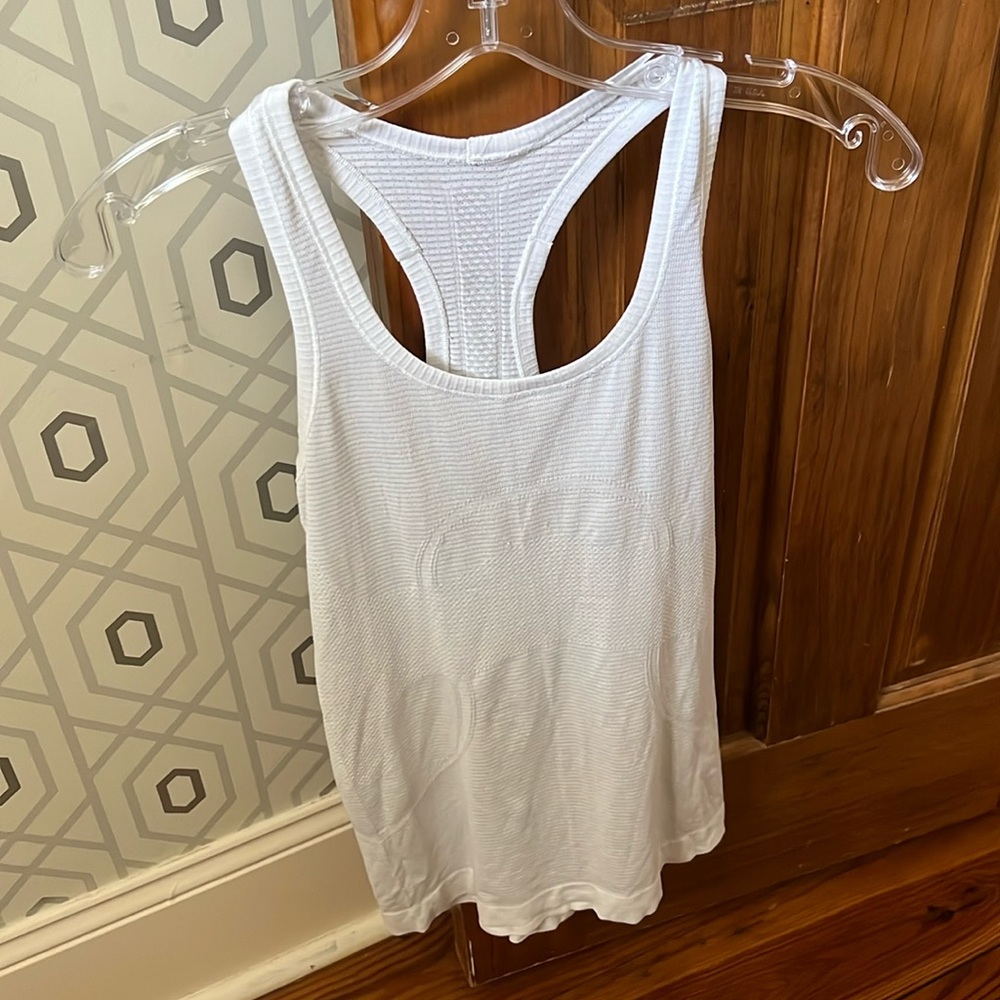 White Lululemon Swiftly Tech (Not Cropped) - image 2